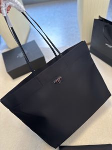 Reddit FashionReps Prada Bag  FashionReps Bags 05YAA17366