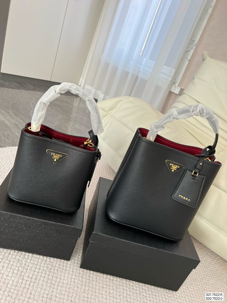 Reddit FashionReps Prada Bag  FashionReps Bags 05YAA17371