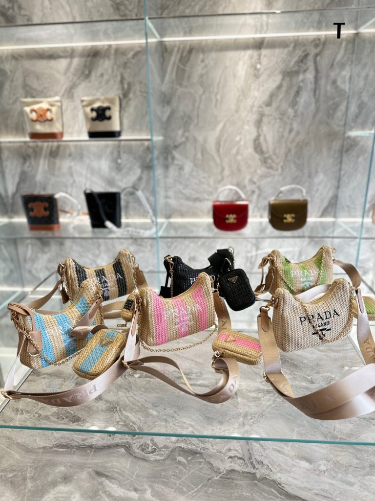 Reddit FashionReps Prada Bag  FashionReps Bags 05YAA17405