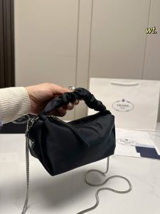 Reddit FashionReps Prada Bag  FashionReps Bags 05YAA17408