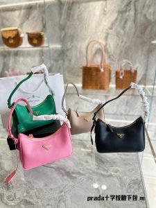 Reddit FashionReps Prada Bag  FashionReps Bags 05YAA17421