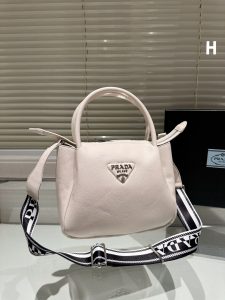 Reddit FashionReps Prada Bag  FashionReps Bags 05YAA17474