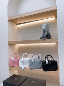 Reddit FashionReps Prada Bag  FashionReps Bags 05YAA17502