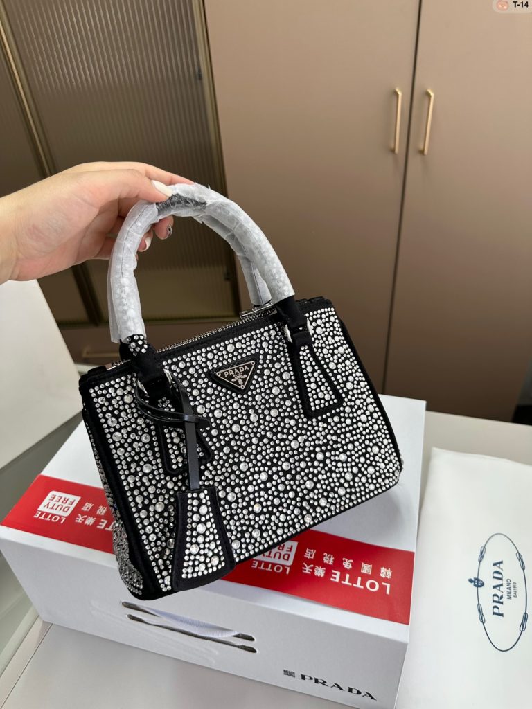 Reddit FashionReps Prada Bag  FashionReps Bags 05YAA17552