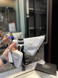Reddit FashionReps Prada Bag  FashionReps Bags 05YAA17554
