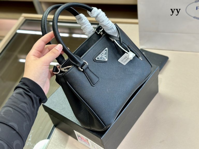 Reddit FashionReps Prada Bag  FashionReps Bags 05YAA17613 Prada Bag Prada Bag Prada Bag