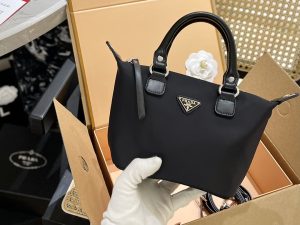 Reddit FashionReps Prada Bag  FashionReps Bags 05YAA17633 Prada Bag Prada Bag Prada Bag