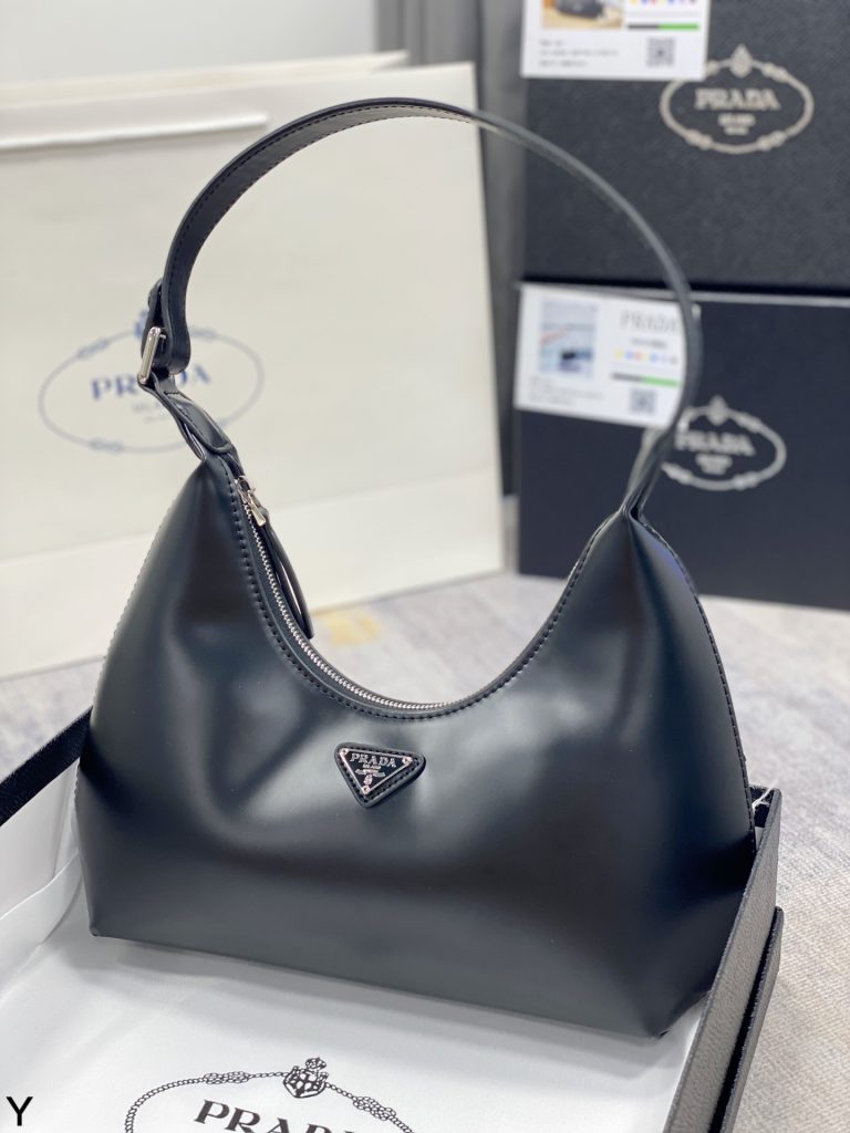 Reddit FashionReps Prada Bag  FashionReps Bags 05YAA17649 Prada Bag Prada Bag Prada Bag