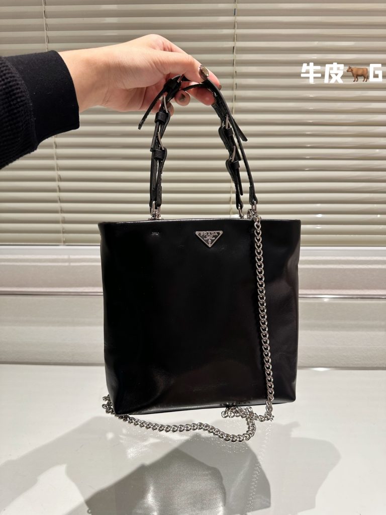 Reddit FashionReps Prada Bag  FashionReps Bags 05YAA17661 Prada Bag Prada Bag Prada Bag