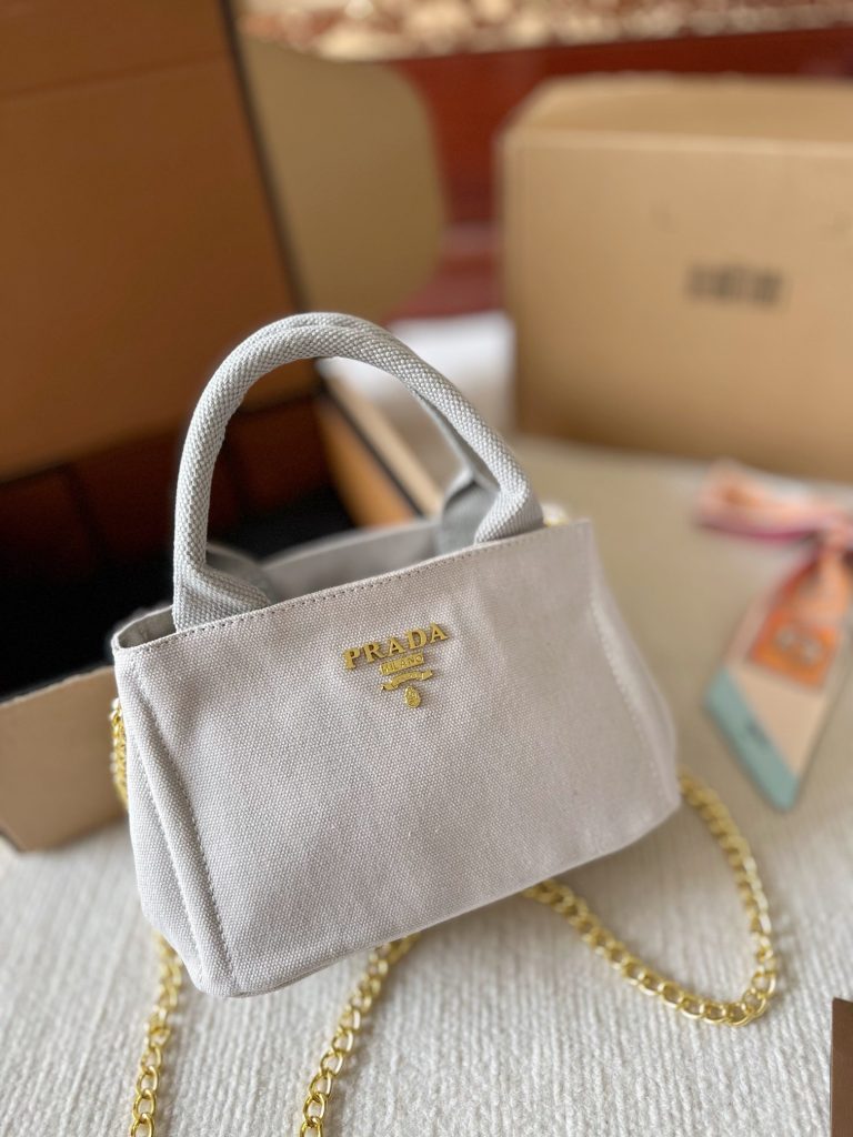 Reddit FashionReps Prada Bag  FashionReps Bags 05YAA17668 Prada Bag Prada Bag Prada Bag