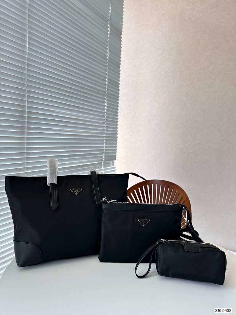 Reddit FashionReps Prada Bag  FashionReps Bags 05YAA17684 Prada Bag Prada Bag Prada Bag