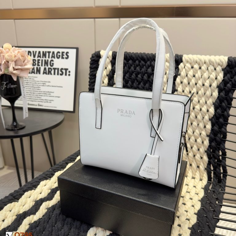 Reddit FashionReps Prada Bag  FashionReps Bags 05YAA17703 Prada Bag Prada Bag Prada Bag