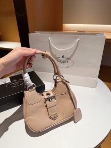 Reddit FashionReps Prada Bag  FashionReps Bags 05YAA17762 Prada Bag