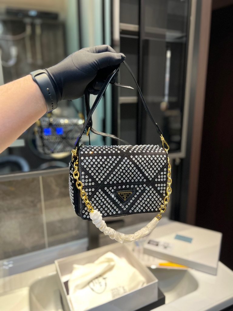Reddit FashionReps Prada Bag  FashionReps Bags 05YAA17830