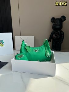 Reddit FashionReps Prada Bag  FashionReps Bags 05YAA17840