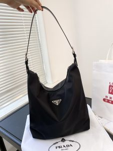 Reddit FashionReps Prada Bag  FashionReps Bags 05YAA17942