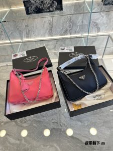 Reddit FashionReps Prada Bag  FashionReps Bags 05YAA17944