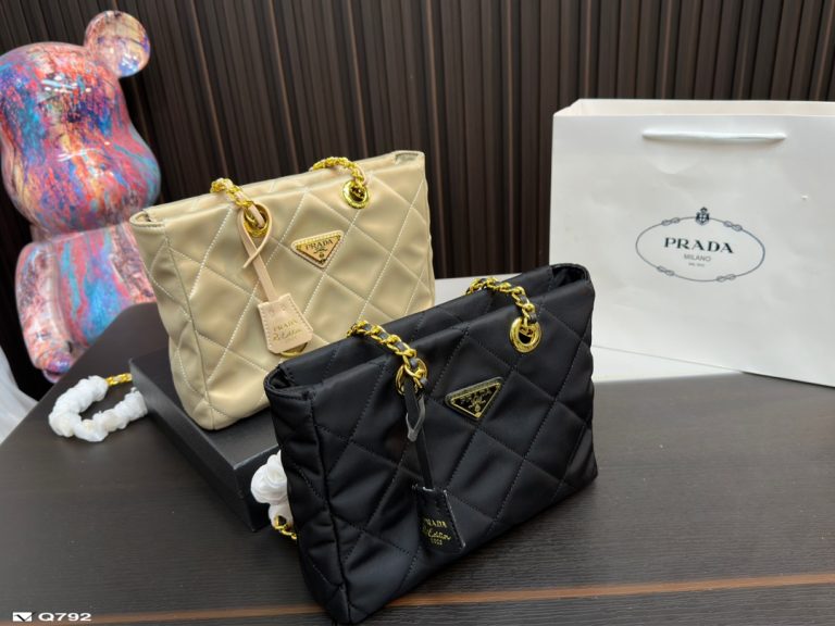 Reddit FashionReps Prada Bag  FashionReps Bags 05YAA17978