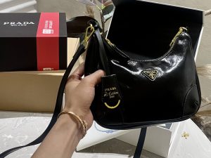 Reddit FashionReps Prada Bag  FashionReps Bags 05YAA18009