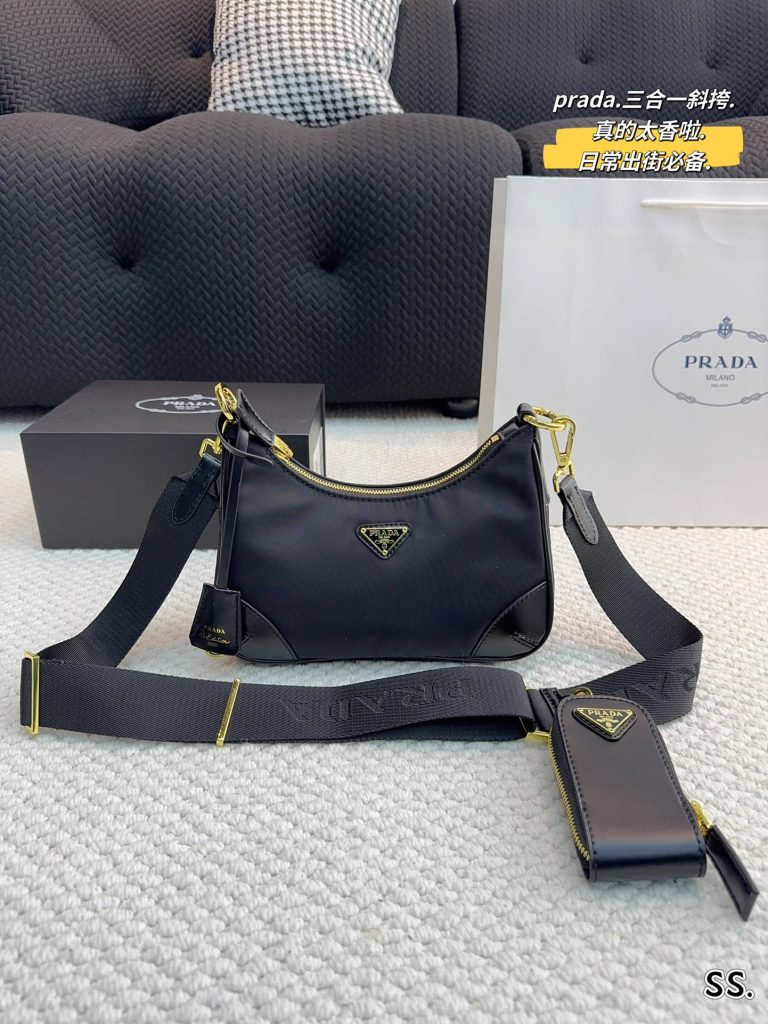 Reddit FashionReps Prada Bag  FashionReps Bags 05YAA18056
