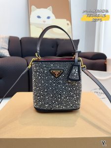 Reddit FashionReps Prada Bag  FashionReps Bags 05YAA18068