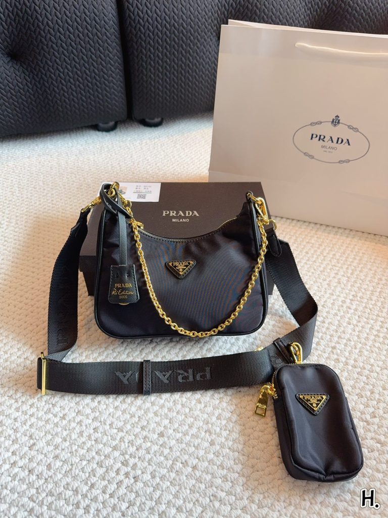 Reddit FashionReps Prada Bag  FashionReps Bags 05YAA18071