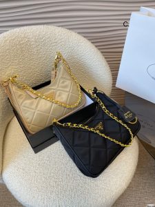 Reddit FashionReps Prada Bag  FashionReps Bags 05YAA18286