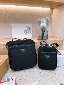 Reddit FashionReps Prada Bag  FashionReps Bags 05YAA18401