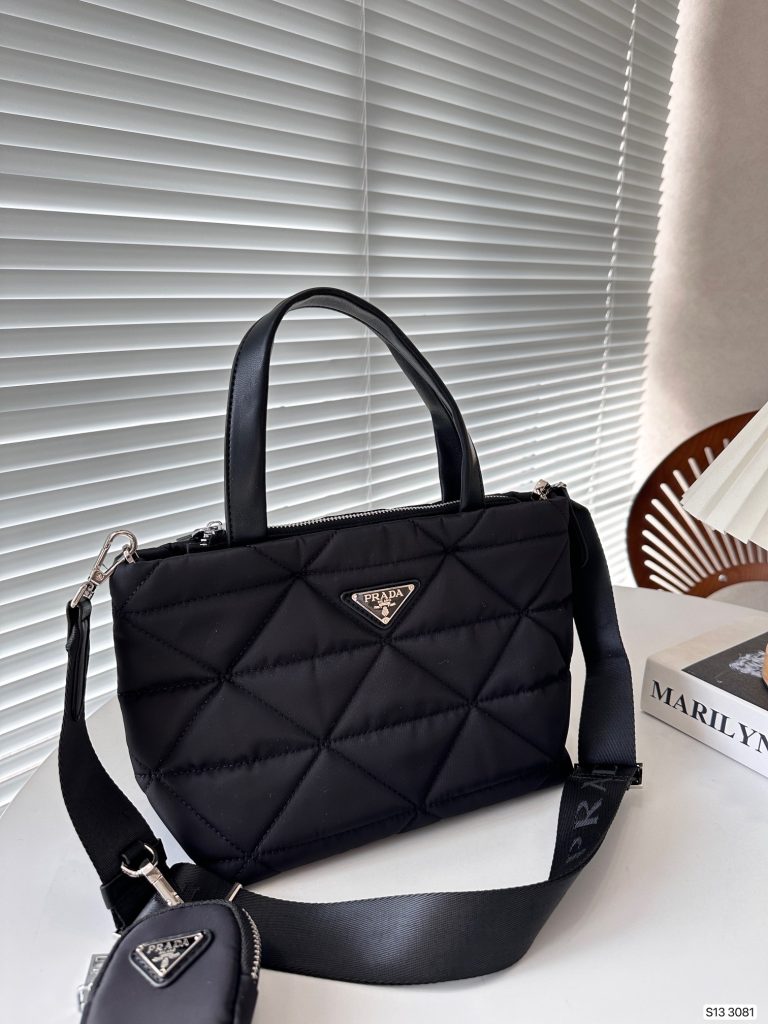 Reddit FashionReps Prada Bag  FashionReps Bags 05YAA18626