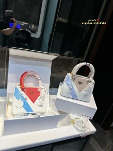 Reddit FashionReps Prada Bag  FashionReps Bags 05YAA18895