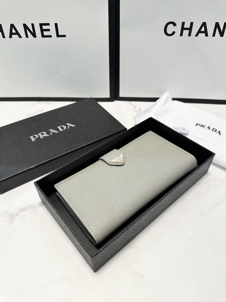 Reddit FashionReps Prada Bag  FashionReps Bags 05YAA18941