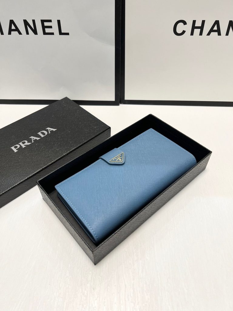 Reddit FashionReps Prada Bag  FashionReps Bags 05YAA18942