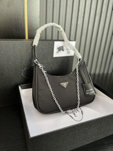 Reddit FashionReps Prada Bag  FashionReps Bags 05YAA19015