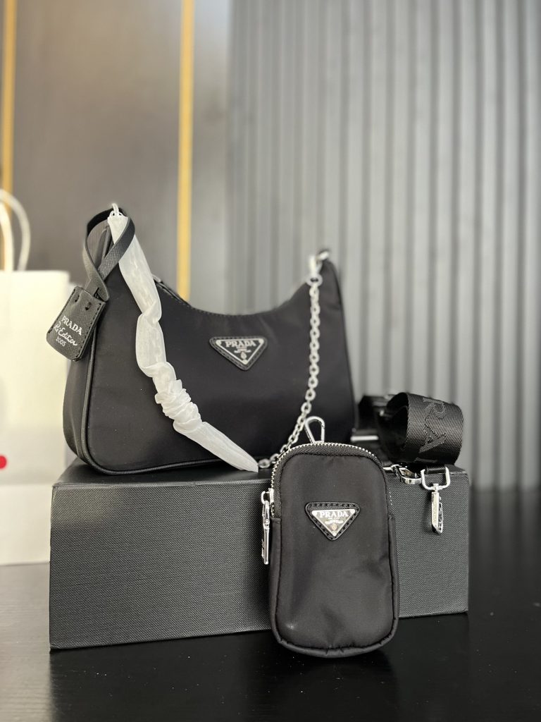 Reddit FashionReps Prada Bag  FashionReps Bags 05YAA19022