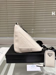 Reddit FashionReps Prada Bag  FashionReps Bags 05YAA19026