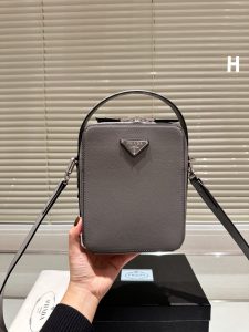 Reddit FashionReps Sac Prada FashionReps Bags 05YAA19030