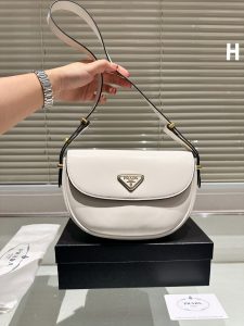 Reddit FashionReps Prada Bag  FashionReps Bags 05YAA19045