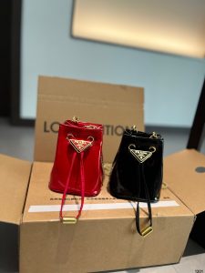 Reddit FashionReps Prada Bag  FashionReps Bags 05YAA19068