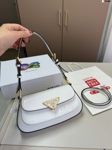 Reddit FashionReps Prada Bag  FashionReps Bags 05YAA19079