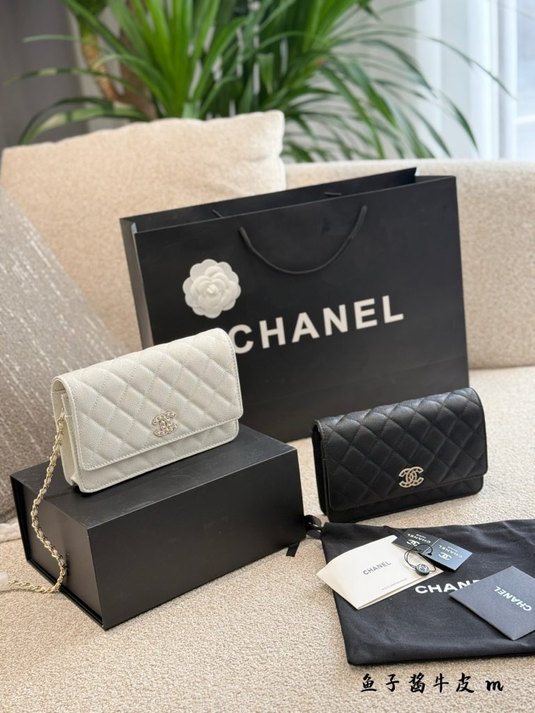 Replica Chanel Bag Black Cowhide Classic Crossbody Fake