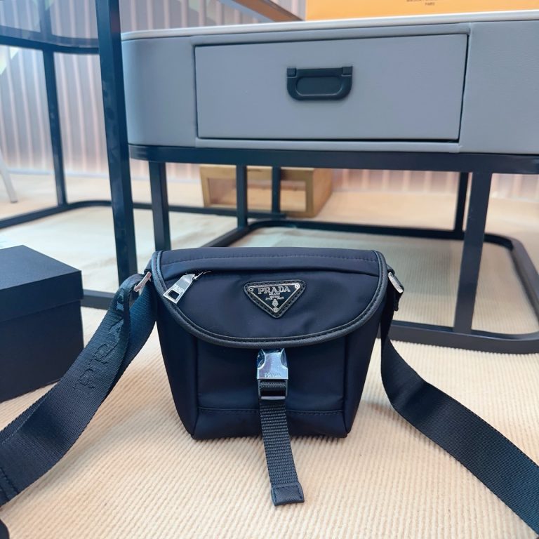 Super Clone Prada Bag Leather Classic Elegant Aaa
