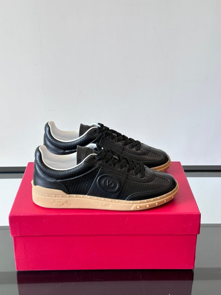 Valentino Shoes Rubber Fashion Luxury Best Fake Shoes