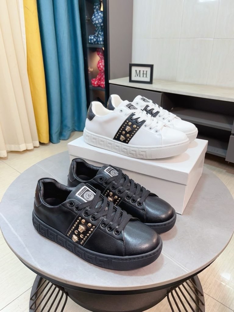 Versace Shoes Cowhide Casual First Copy Replica Designer Shoes