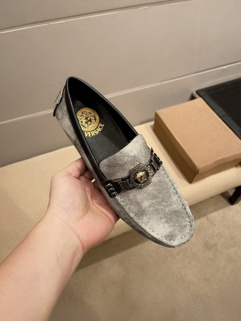 Versace Shoes Cowhide Elegant Designer Replica Shoes Cheap