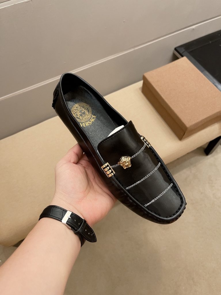 Versace Shoes Cowhide Elegant First Copy Replica Shoes