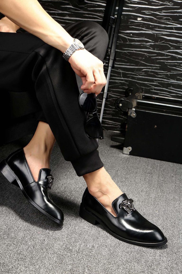 Versace Shoes Cowhide Elegant Look Alike Fake Shoes Websites List